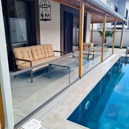 Ozilvillas 빌라 사판자