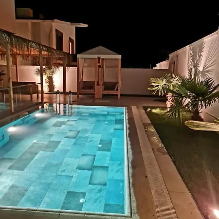 Ozilvillas Villa