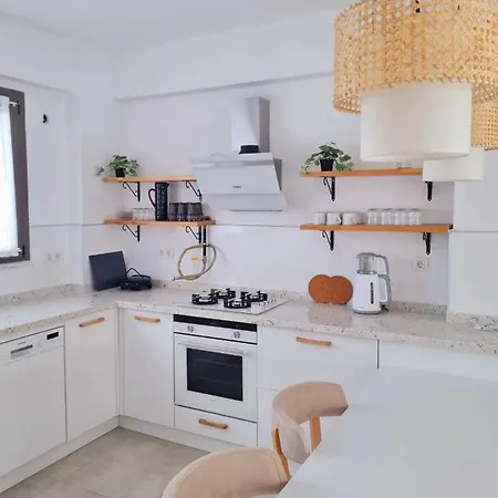 Ozilvillas Villa