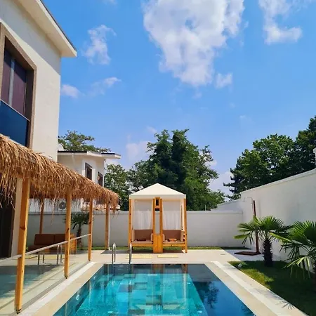 Ozilvillas *